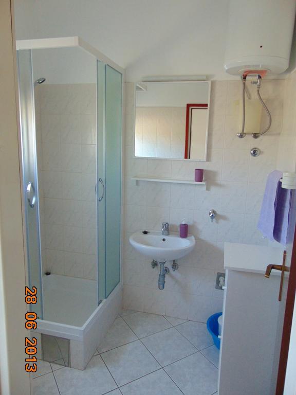 Apartments Borozan Vinišće Habitación foto